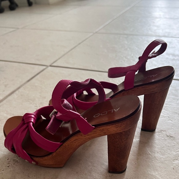 Aldo Vintage Chunky Wooden Heel - Picture 4 of 5